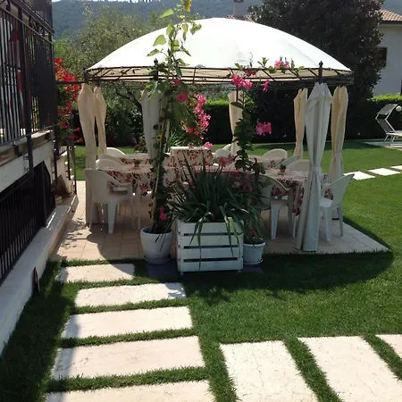 Bed and breakfast G&g And Garda (Verona)