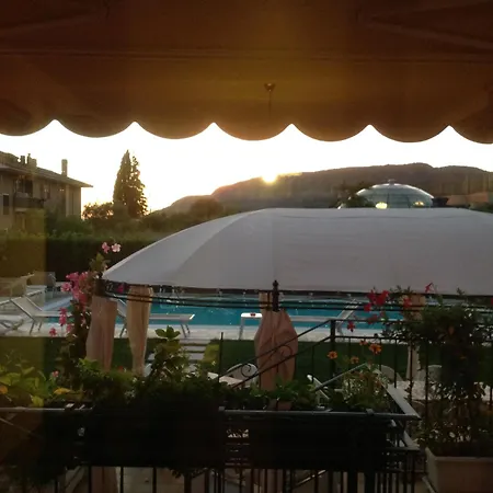 Bed & Breakfast G&g And 3*